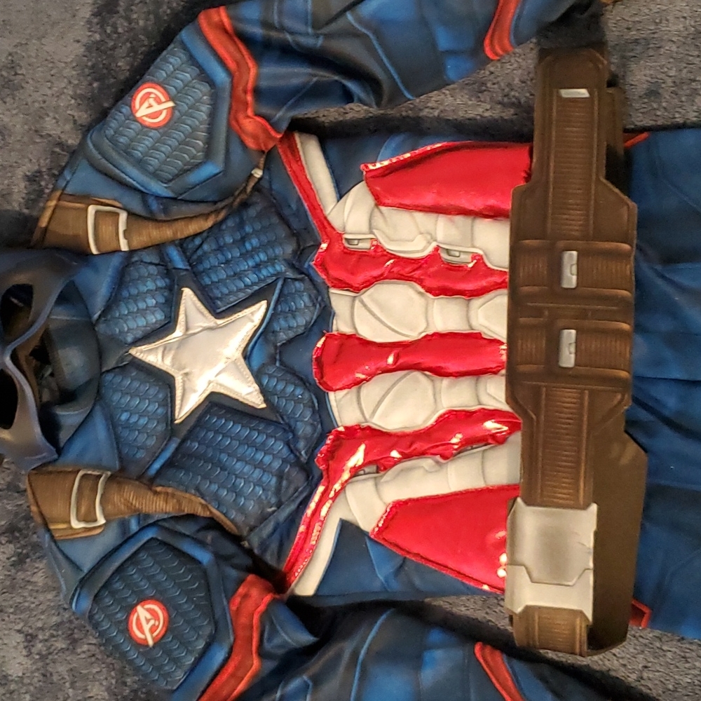 Captain America costume - Picture 2 of 8